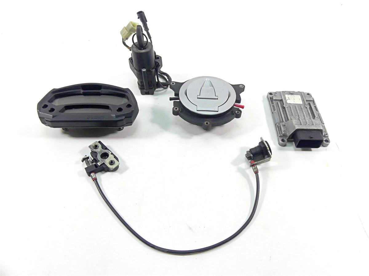 2012 Ducati Monster 1100 EVO Speedometer 10K Ignition Switch Cdi Set 40610861A {{ shop.shopifyCountryName }} - Mototech271