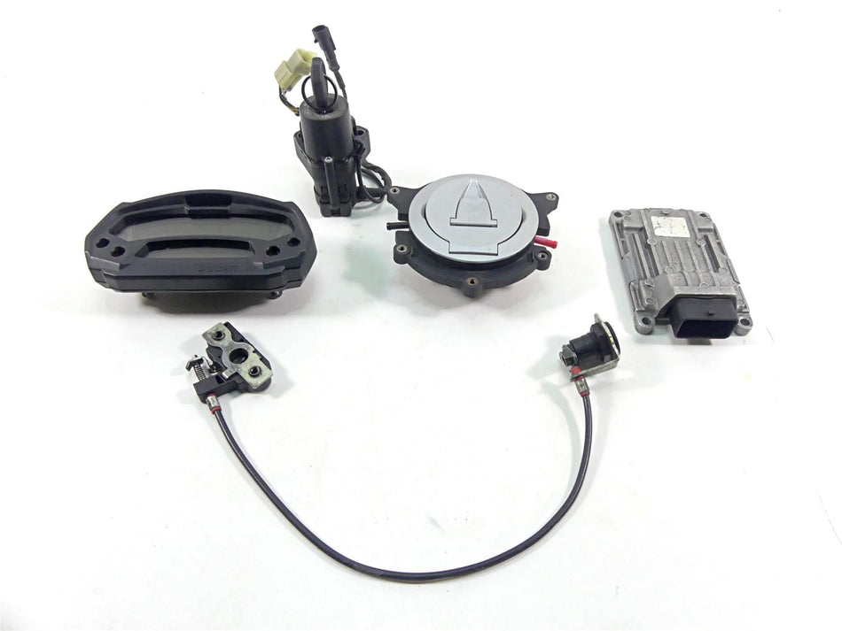 2012 Ducati Monster 1100 EVO Speedometer 10K Ignition Switch Cdi Set 40610861A {{ shop.shopifyCountryName }} - Mototech271