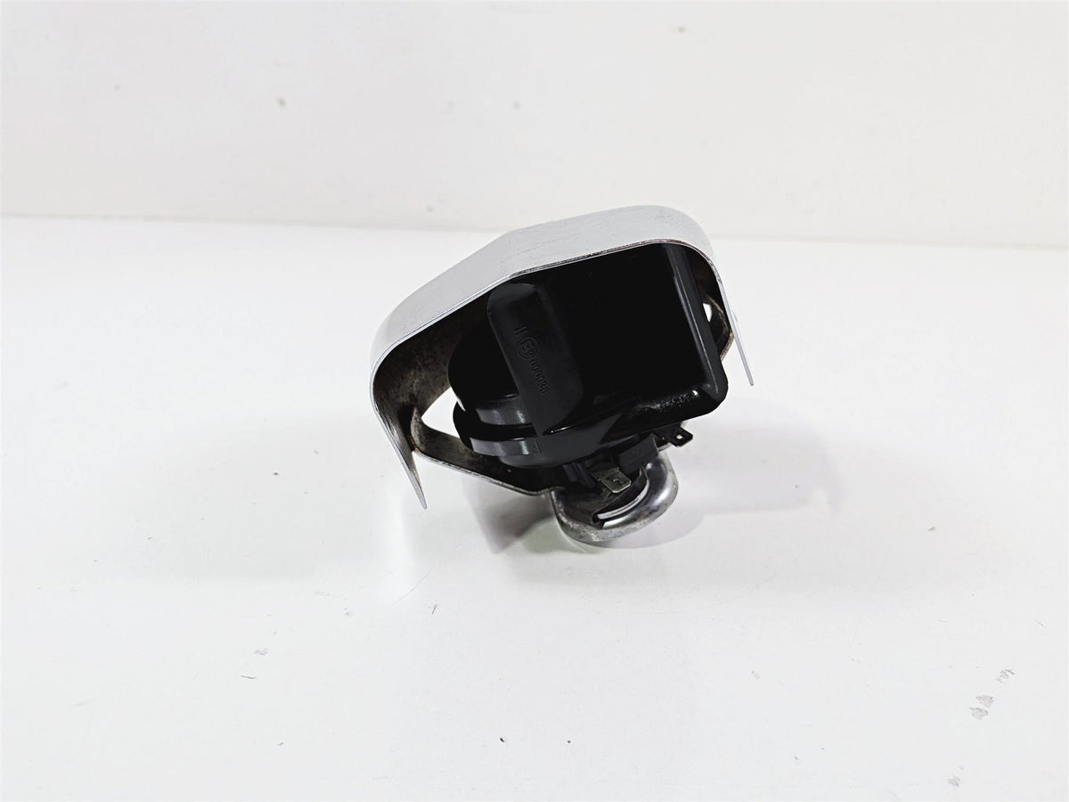 1993 Harley Touring FLHTCU Electra Glide Horn & Chrome Cover 69060-90H 61300478A {{ shop.shopifyCountryName }} - Mototech271