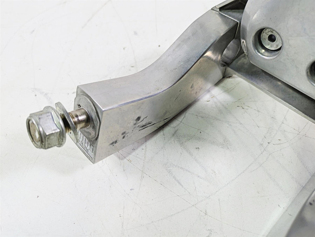 2002 Honda V-Twin VTX1800 C Handlebar Riser Holder Speedo Mount 53231-MCH-000 {{ shop.shopifyCountryName }} - Mototech271