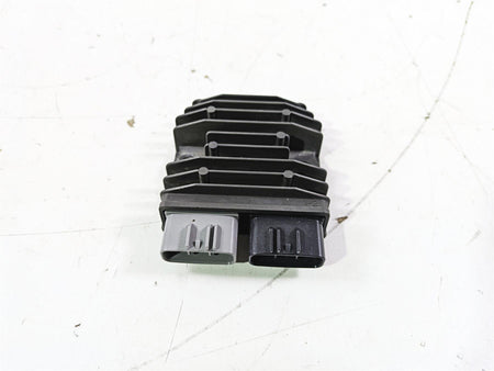 2017 Ducati Monster 1200 S Rectifier Voltage Regulator 54040321A SH821AA {{ shop.shopifyCountryName }} - Mototech271