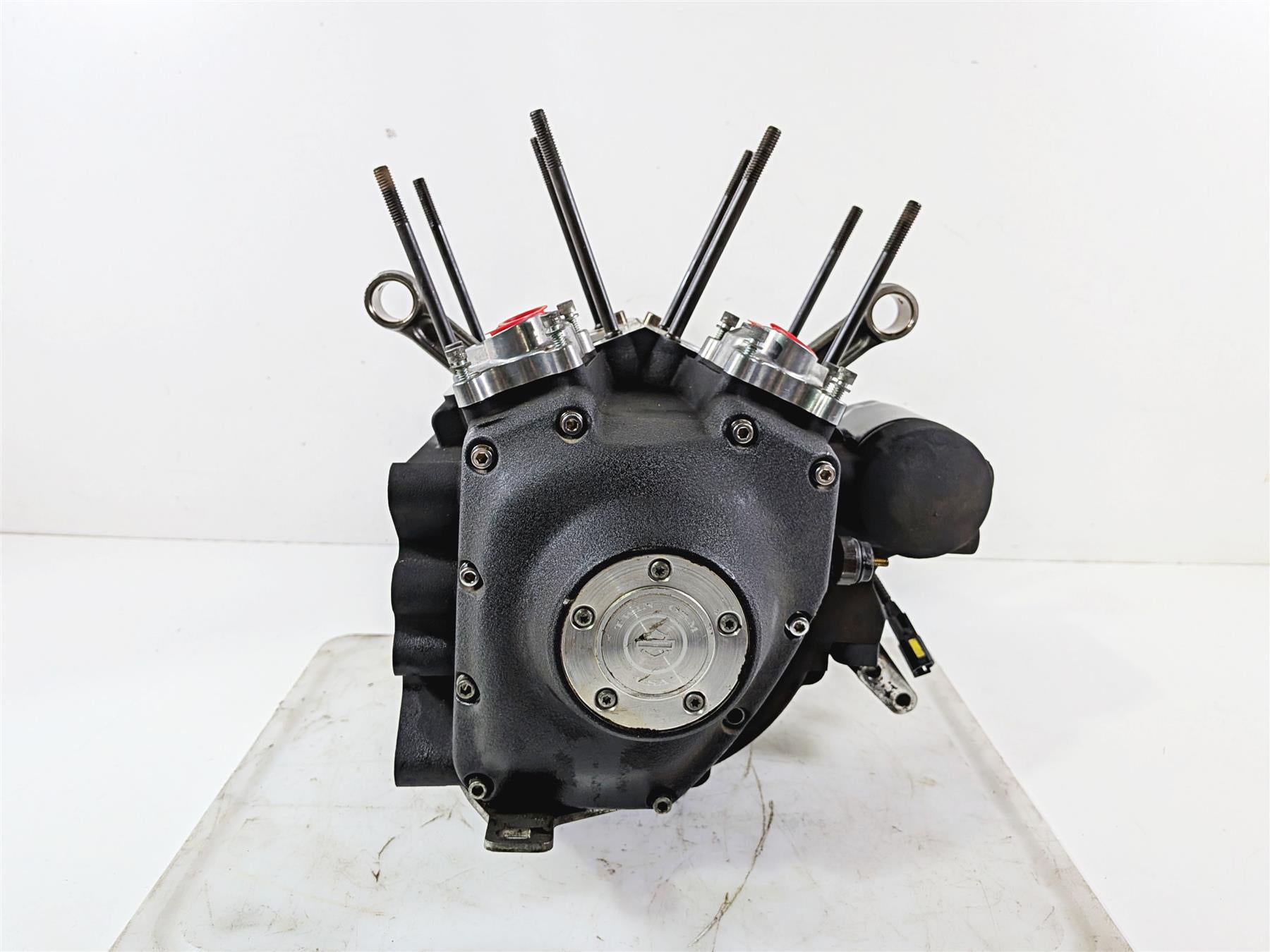 2006 Harley Davidson Dyna FXDBI Street Bob Bottom End Engine Crankcase 24621-06B {{ shop.shopifyCountryName }} - Mototech271