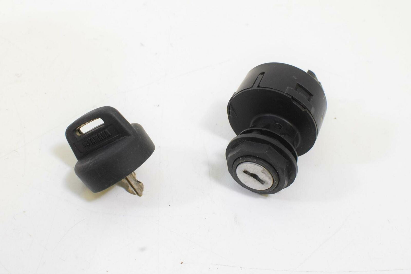 2016 Yamaha YXZ1000 R EPS Ignition Switch & Key 5UG-H2510-00 {{ shop.shopifyCountryName }} - Mototech271