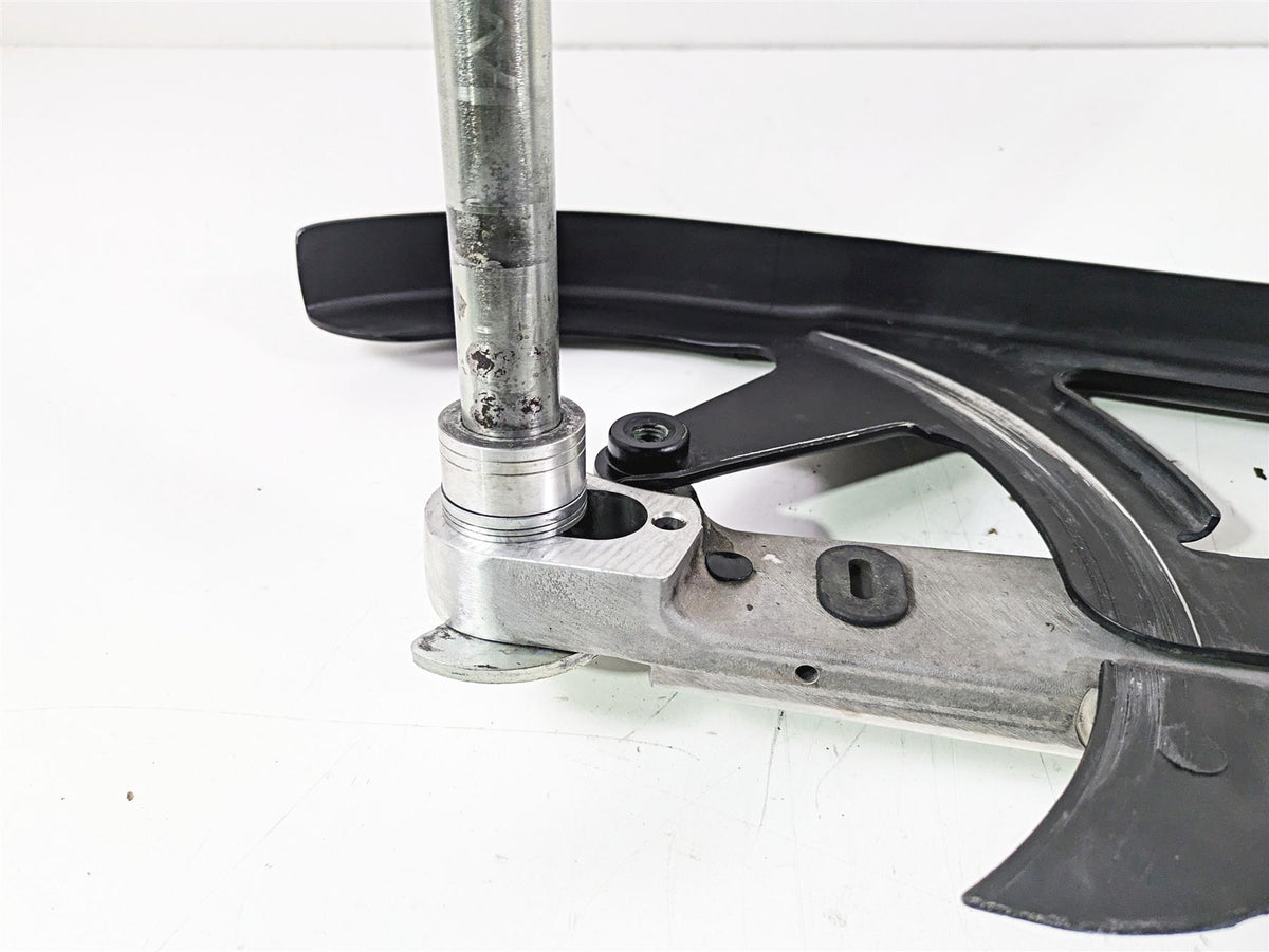 2012 Harley VRSCF Muscle V Rod Swingarm Swing Arm & Guards 48606-07A {{ shop.shopifyCountryName }} - Mototech271