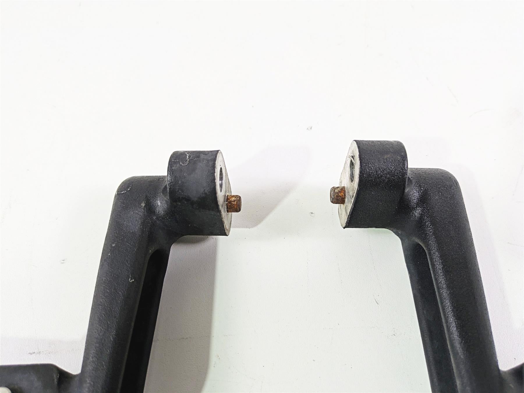 2018 Indian Springfield Dark Horse Rear Passenger Footpegs 5140869 {{ shop.shopifyCountryName }} - Mototech271