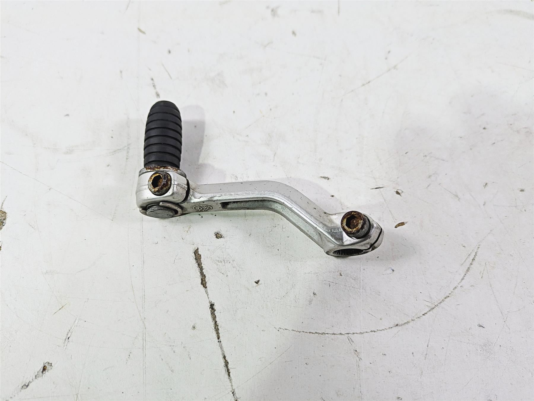 2008 Aprilia RSVR 1000 Factory Shifter Gear Selector AP8106874 {{ shop.shopifyCountryName }} - Mototech271
