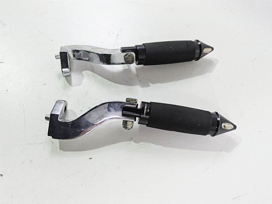 2001 Harley Touring FLHX Street Glide Avon Spike Rear Footpeg Set & Chrome Mount {{ shop.shopifyCountryName }} - Mototech271