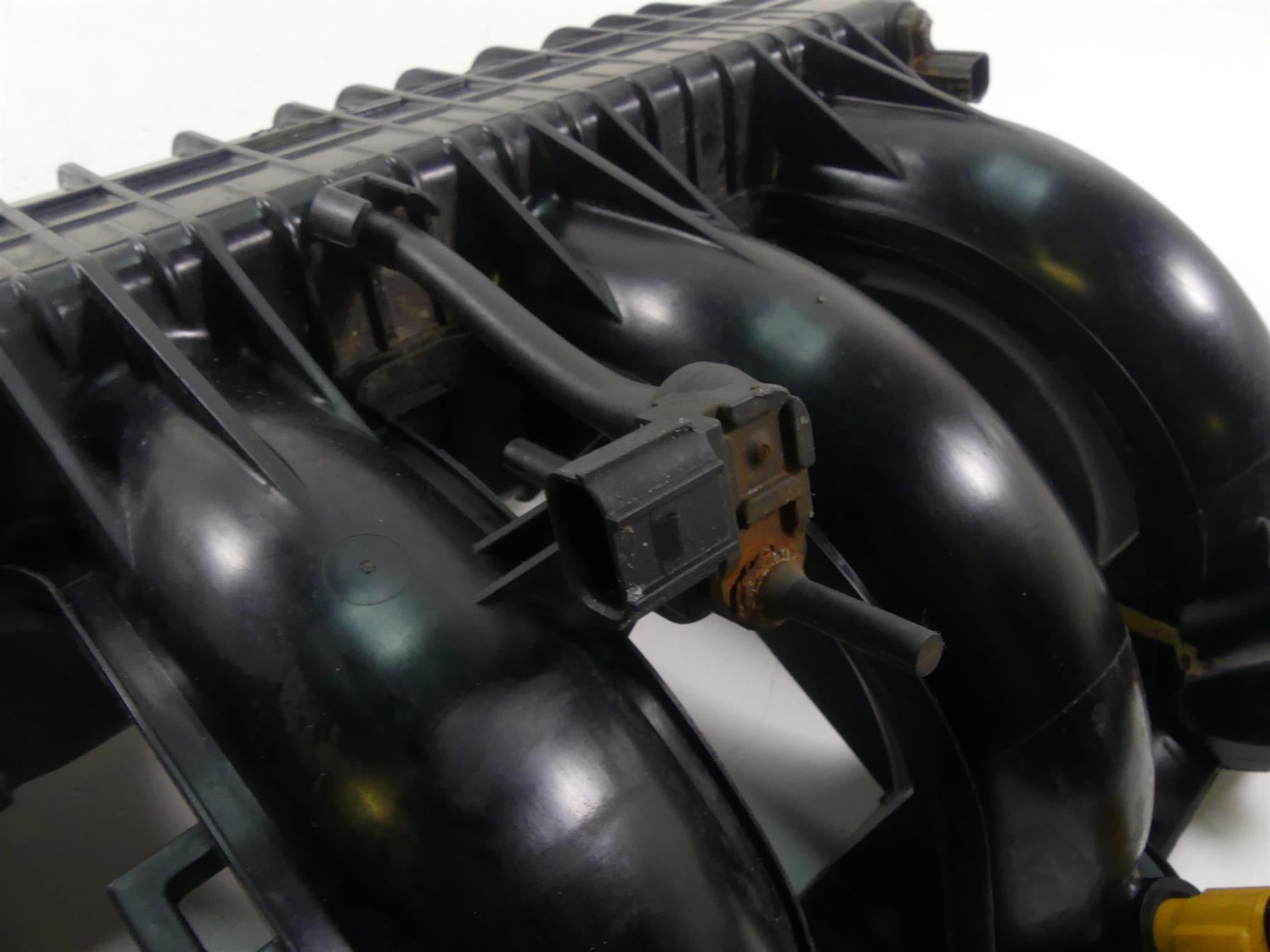 2016 Yamaha Waverunner VX 1050 Deluxe Intake Manifold & Injectors 6EY-13641-00 {{ shop.shopifyCountryName }} - Mototech271