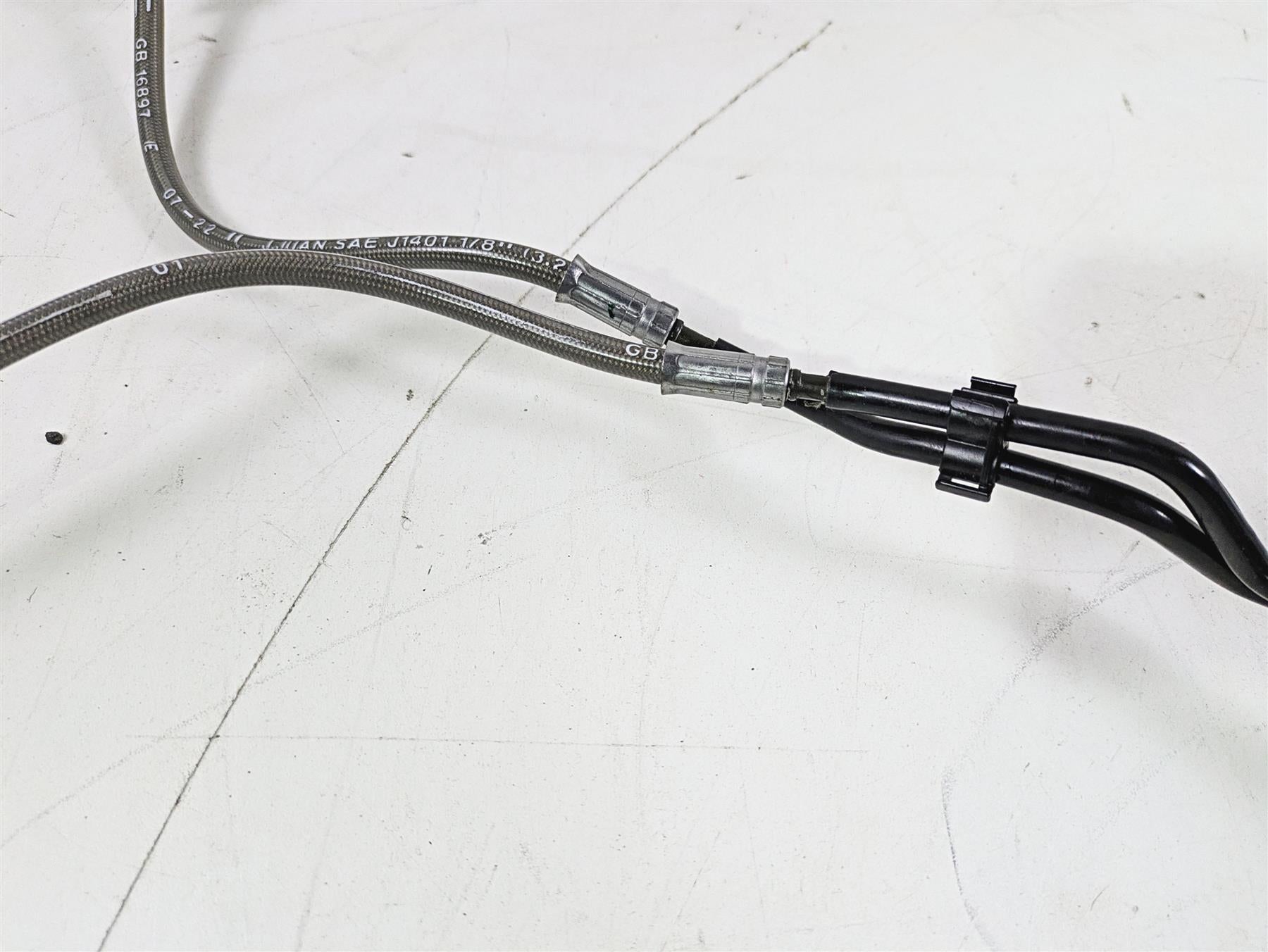 2023 BMW G310R K03 Rear Abs Brake Line Set 34329444383 34329444384 {{ shop.shopifyCountryName }} - Mototech271