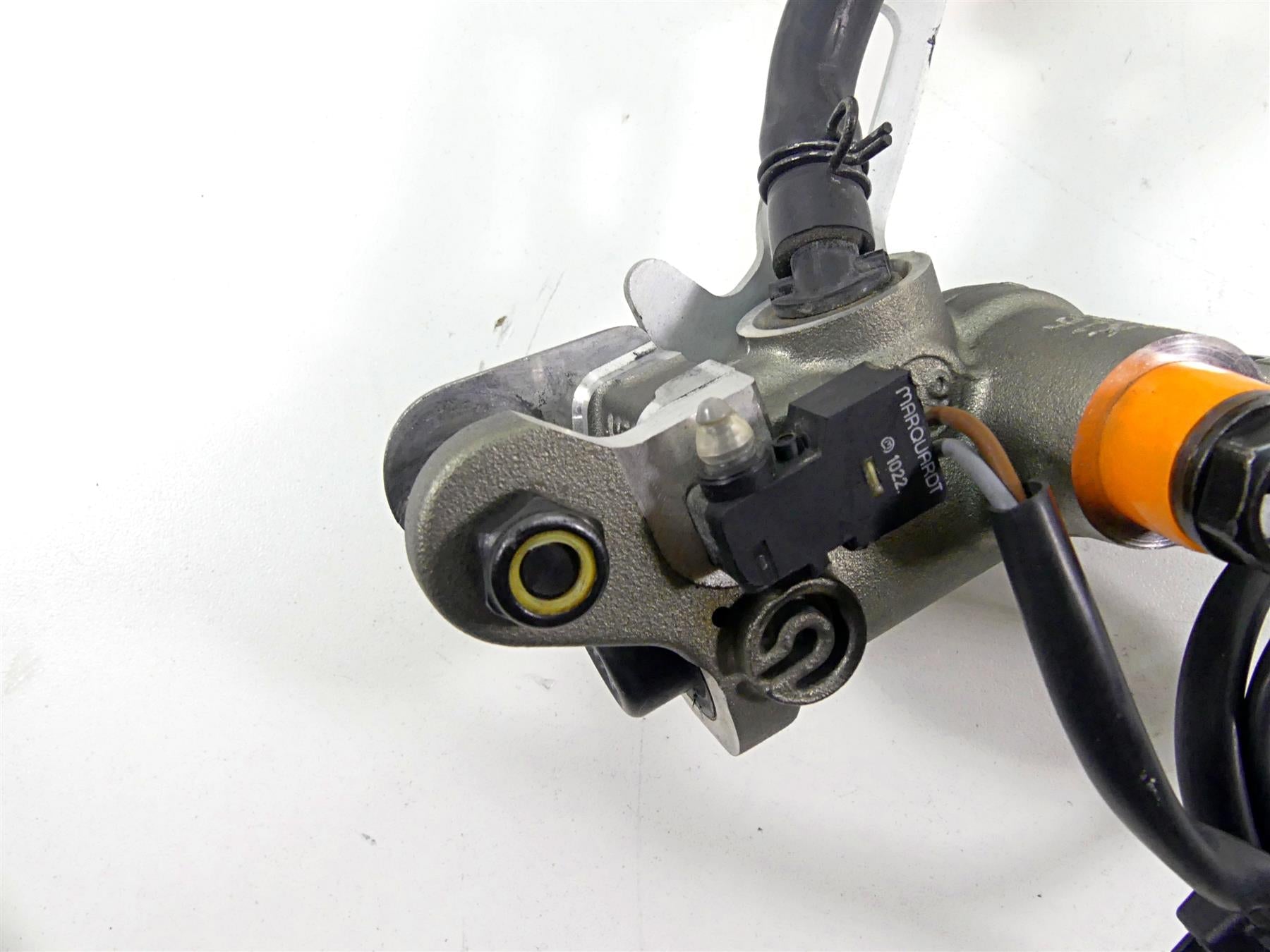 2012 Ducati Panigale 1199S Brembo Radial Front Brake Master Cylinder 62440761B {{ shop.shopifyCountryName }} - Mototech271