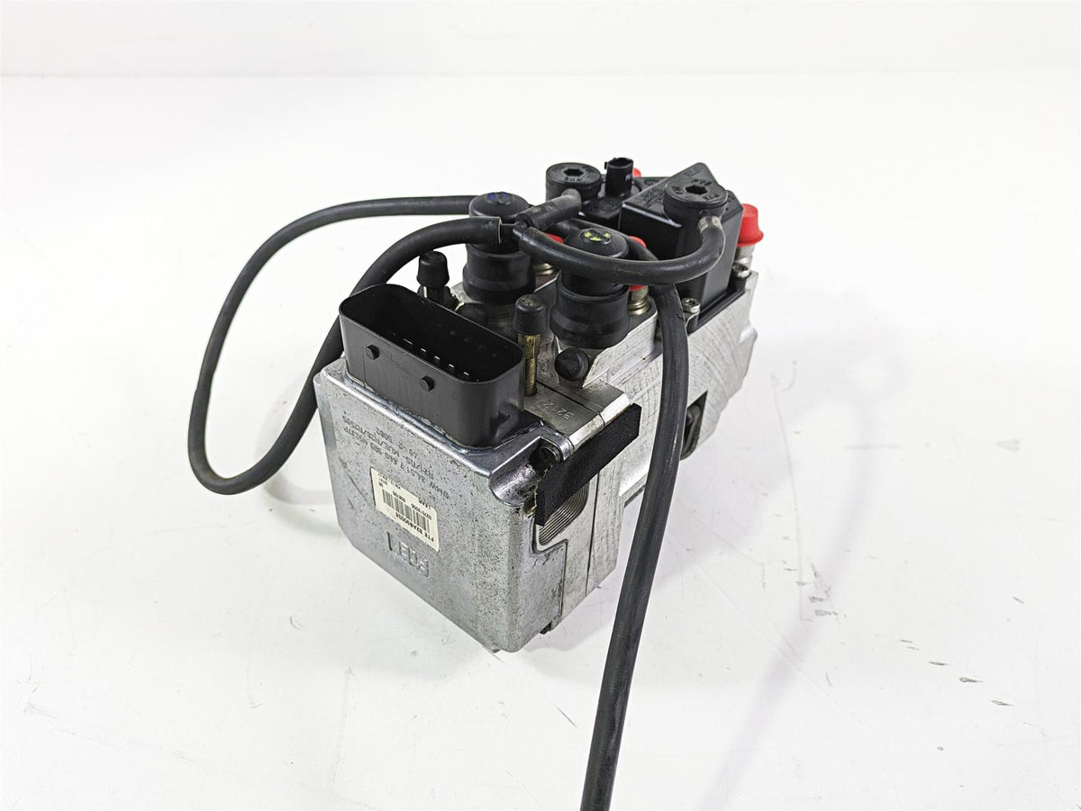 2004 BMW R1150GS R21 Abs Brake Module Block Pump Module Integral 34517660909 {{ shop.shopifyCountryName }} - Mototech271