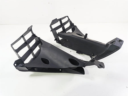 2016 BMW R1200RT RT RTW K52 Radiator Inlet Cover Fairing Shroud 46637728668 {{ shop.shopifyCountryName }} - Mototech271