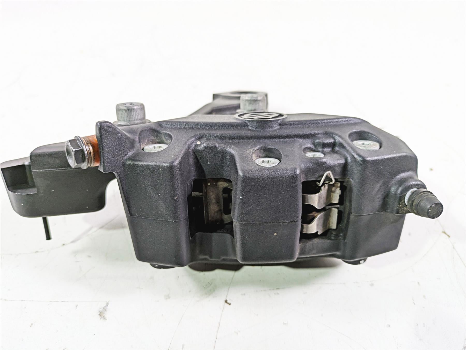 2015 Harley Touring FLHTKL E -Glide Low Rear Brake Caliper & Bracket 44080-08C {{ shop.shopifyCountryName }} - Mototech271