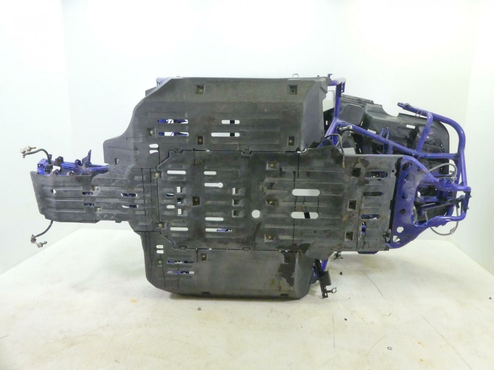 2017 Yamaha YXZ1000R EPS SS Bent Main Frame Slvg + Doors & Bed 2HC-F1110-21-00 {{ shop.shopifyCountryName }} - Mototech271