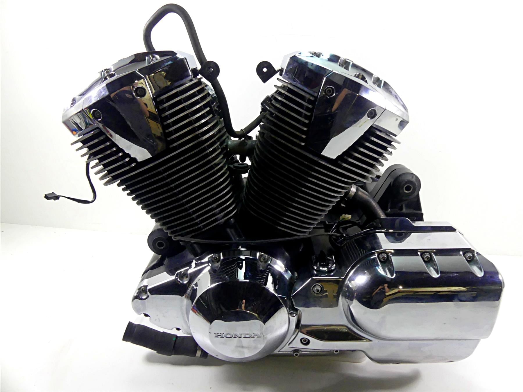 2007 Honda VTX1800 T2 Running Engine Motor + Covers - Video 11100-MCH-000 {{ shop.shopifyCountryName }} - Mototech271