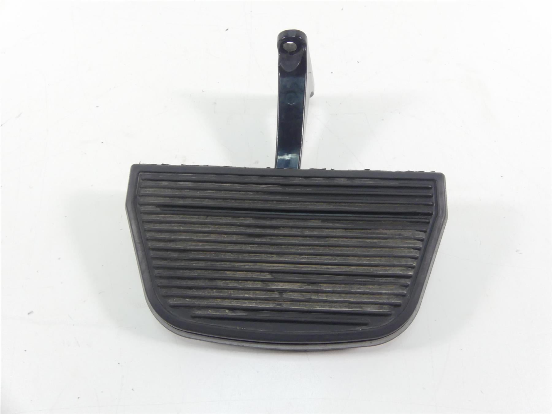 2014 Harley Touring FLHTK Electra Glide Rear Passenger Floor Board 52719-10 {{ shop.shopifyCountryName }} - Mototech271