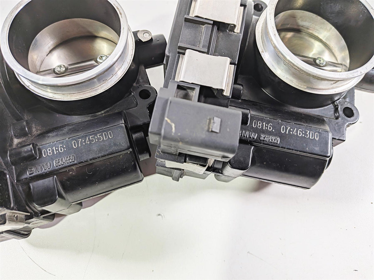 2016 BMW R1200 GS K50 Throttle Body Bodies Fuel Injection Set 13548564959 {{ shop.shopifyCountryName }} - Mototech271
