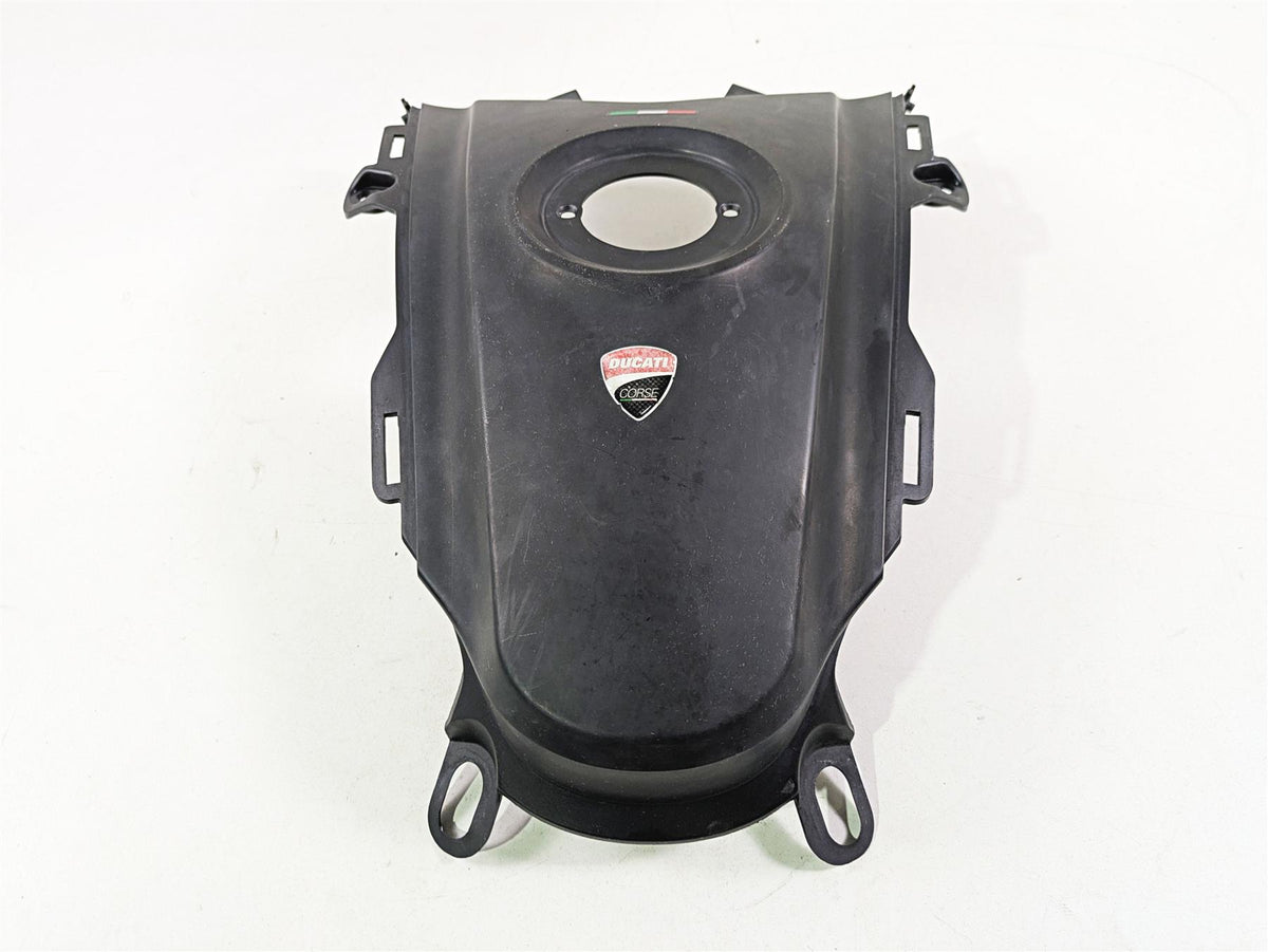 2013 Ducati Hypermotard 821 SP Center Fuel Tank Fairing Cover 48015671B {{ shop.shopifyCountryName }} - Mototech271