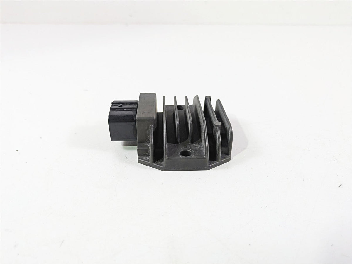 2017 KTM 1290 Super Duke GT Rectifier Voltage Regulator FH022AA 60311034000 {{ shop.shopifyCountryName }} - Mototech271