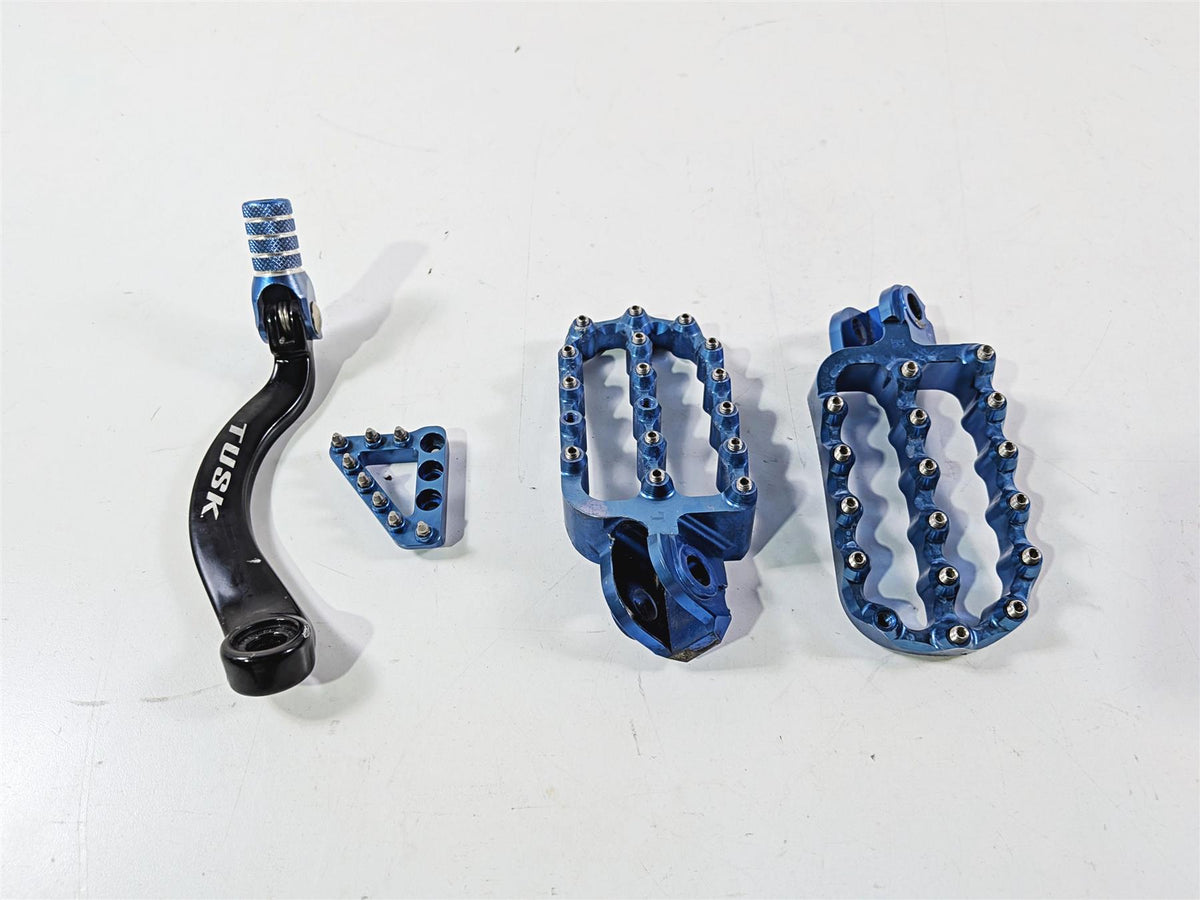 2018 Husqvarna 701 Supermoto Aftermarket Foot Peg & Shifter Lever Set 1030850170-Mototech271