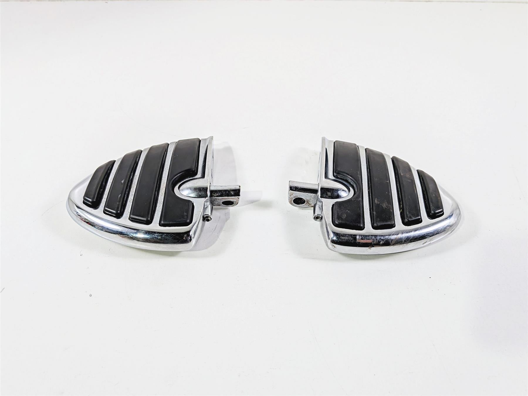 2009 Harley FXCWC Softail Rocker Mini Chrome Wing Front Footpeg Foot Rest Set {{ shop.shopifyCountryName }} - Mototech271