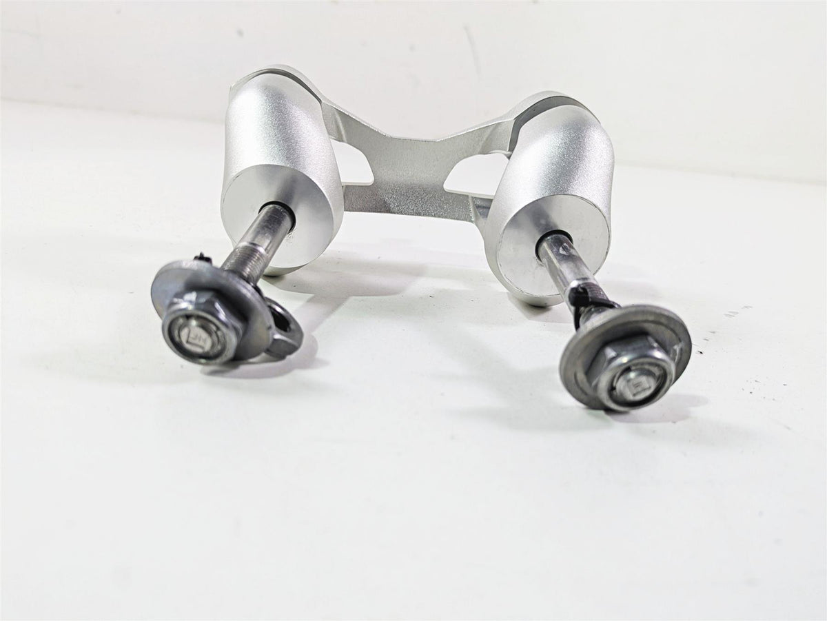 2024 Triumph Street Triple 765 R Handlebar Mounts Risers T2043974 T2043979 {{ shop.shopifyCountryName }} - Mototech271