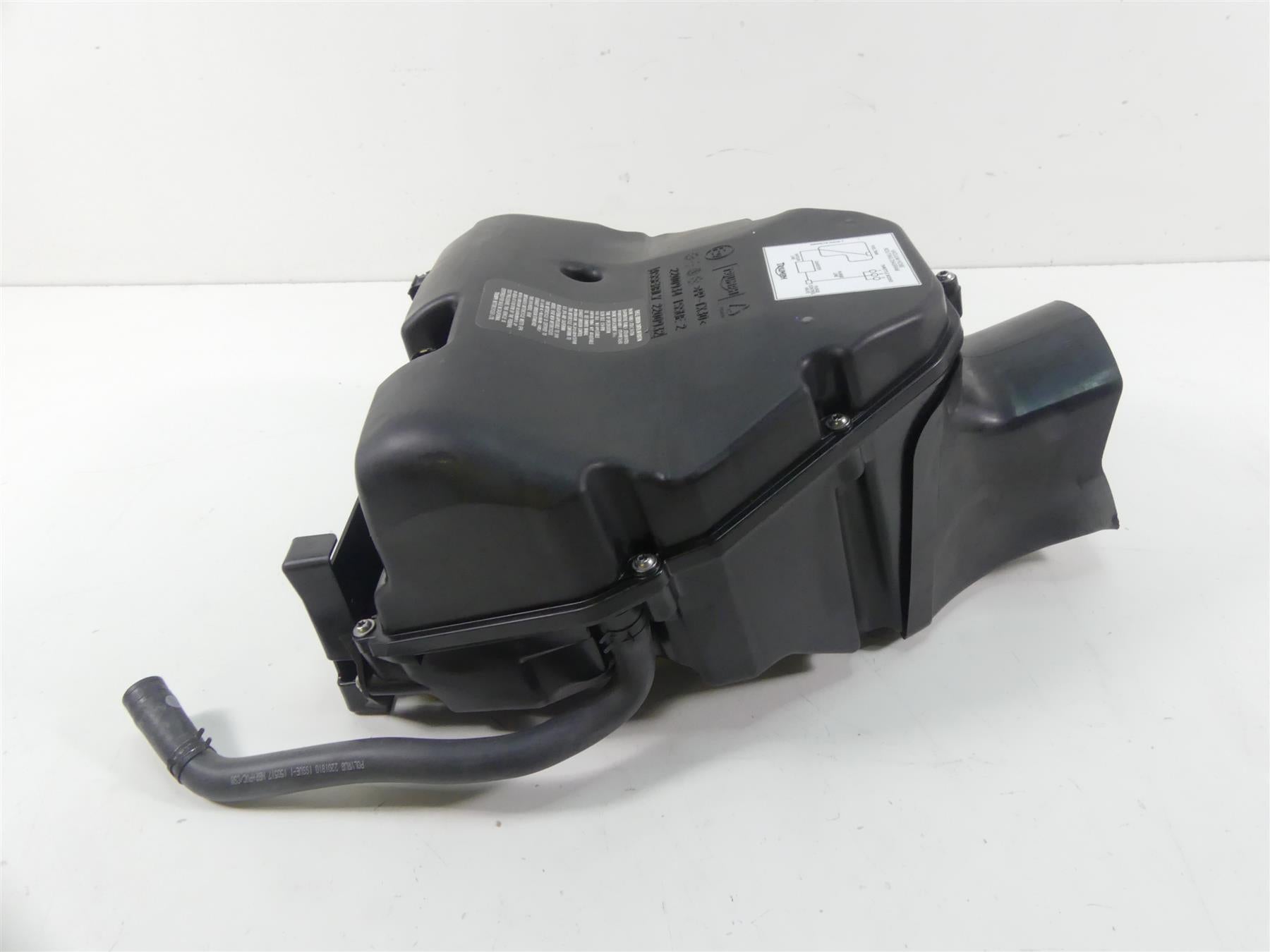 2018 Triumph Street Triple 765RS Air Filter Box Cleaner Breather Set T2200932 {{ shop.shopifyCountryName }} - Mototech271