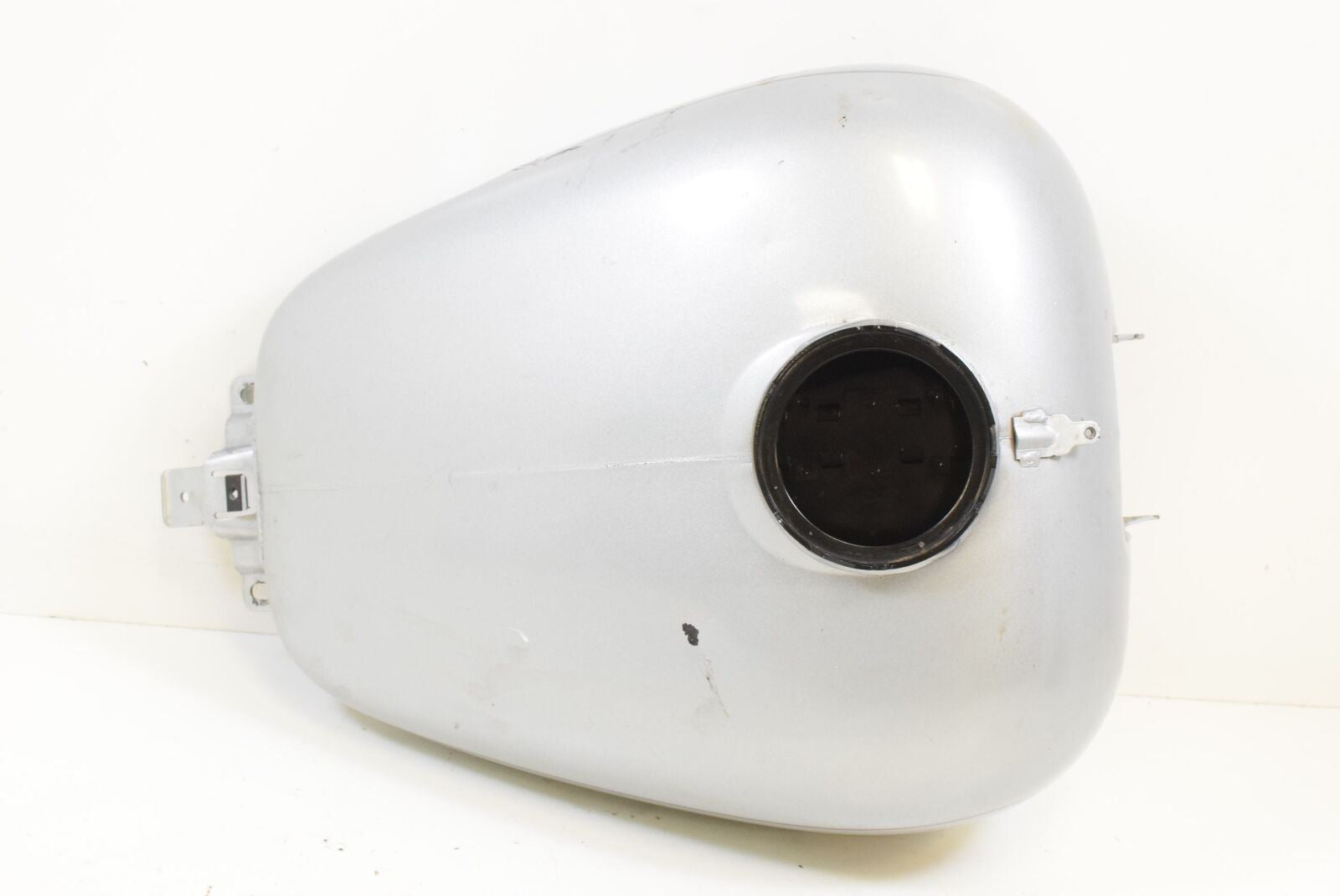 2012 Harley Touring FLHTC Electra Glide DENTED Fuel Gas Petrol Tank 61360-10BJN {{ shop.shopifyCountryName }} - Mototech271