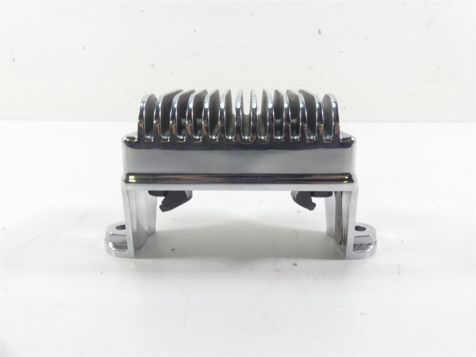 2009 Harley FLHTCU SE4 CVO E-Glide Chrome Rectifier Voltage Regulator 74622-09 {{ shop.shopifyCountryName }} - Mototech271