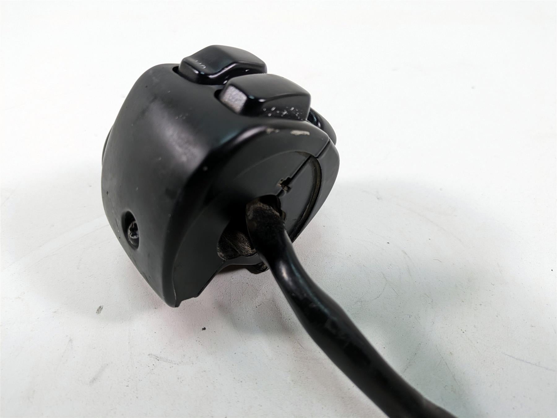 2000 Harley Dyna FXDL Low Rider Right Hand Control Switch 71684-06A 71621-08 {{ shop.shopifyCountryName }} - Mototech271