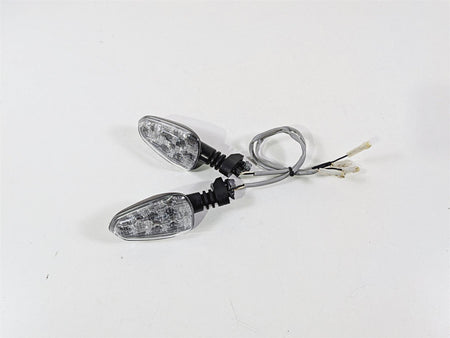 2022 Triumph Tiger 900 GT Pro Rear Led Blinker Turn Signal Set T2707333 {{ shop.shopifyCountryName }} - Mototech271