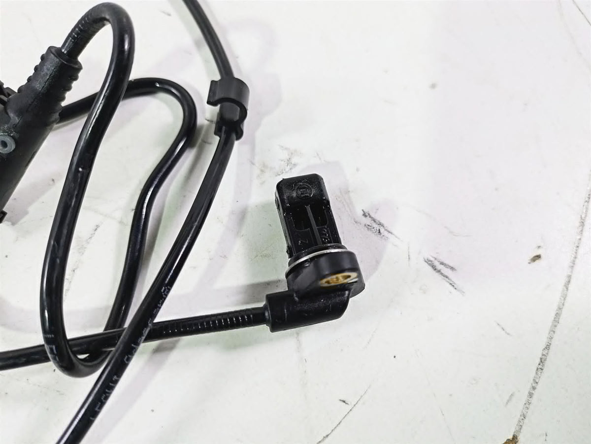 2015 BMW R nineT K21 Rear Abs Brake Wheel Speed Sensor 34527677824 {{ shop.shopifyCountryName }} - Mototech271