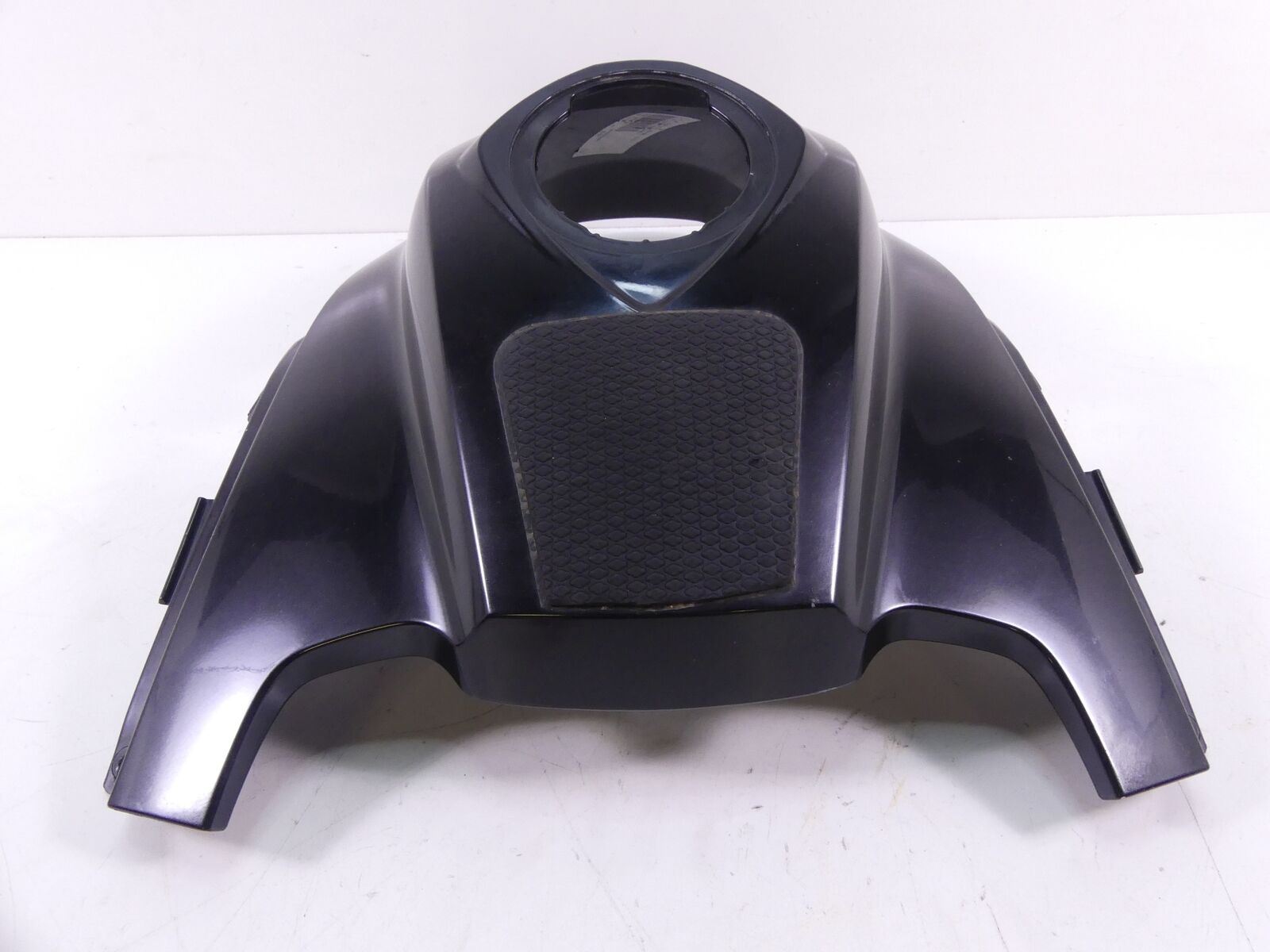 2011 BMW R1200GS R 1200 GS K25 Tank Center Cover Fairing Cowl 46637693425 772473 {{ shop.shopifyCountryName }} - Mototech271