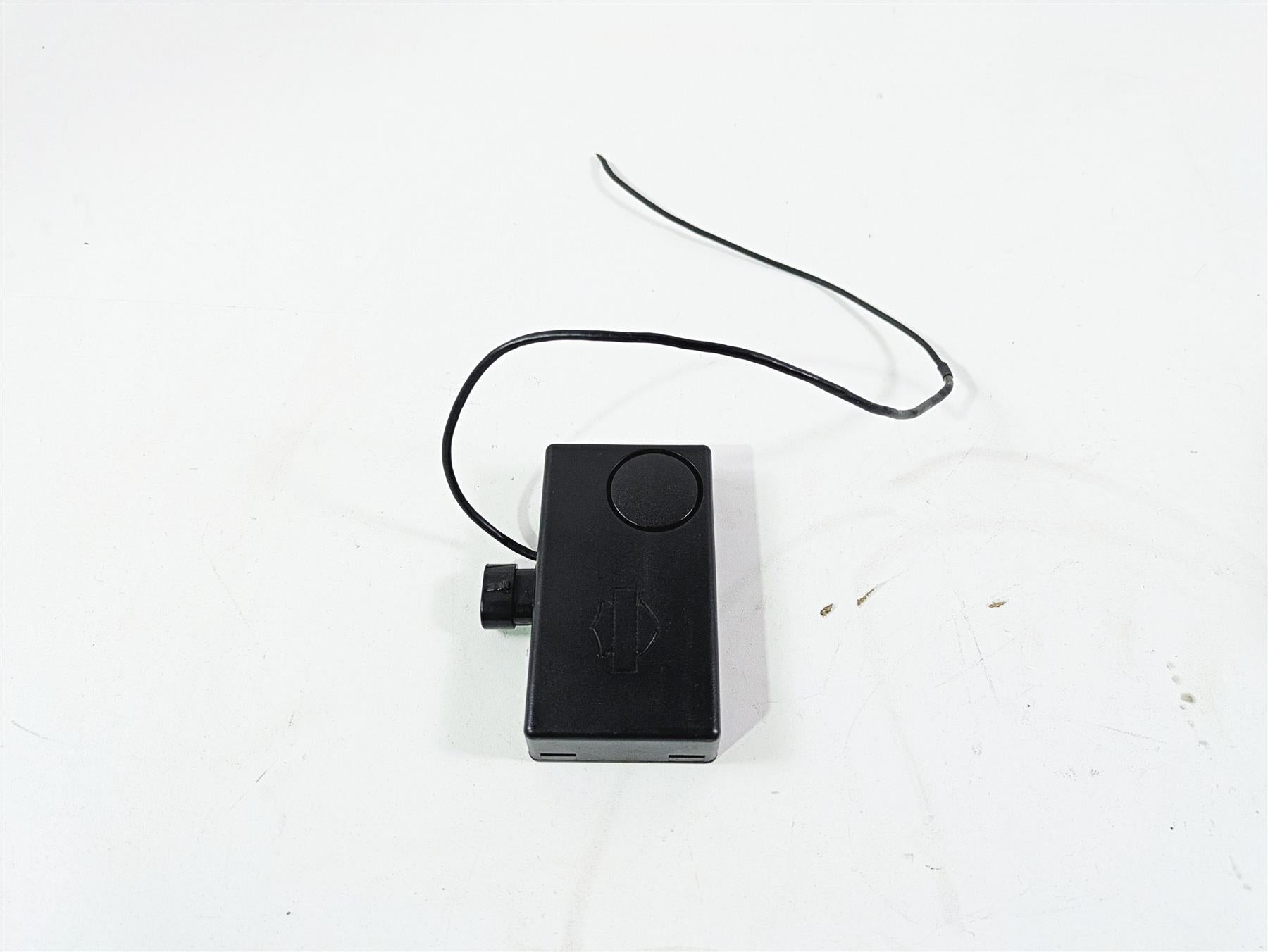 2009 Harley Touring FLHX Street Glide Alarm Box Security Siren 68970-06 {{ shop.shopifyCountryName }} - Mototech271