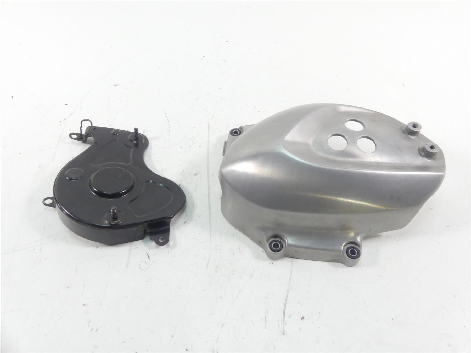 2017 Triumph Thruxton 1200 R Chain Guard Engine Side Cover Set T1262002 | Mototech271