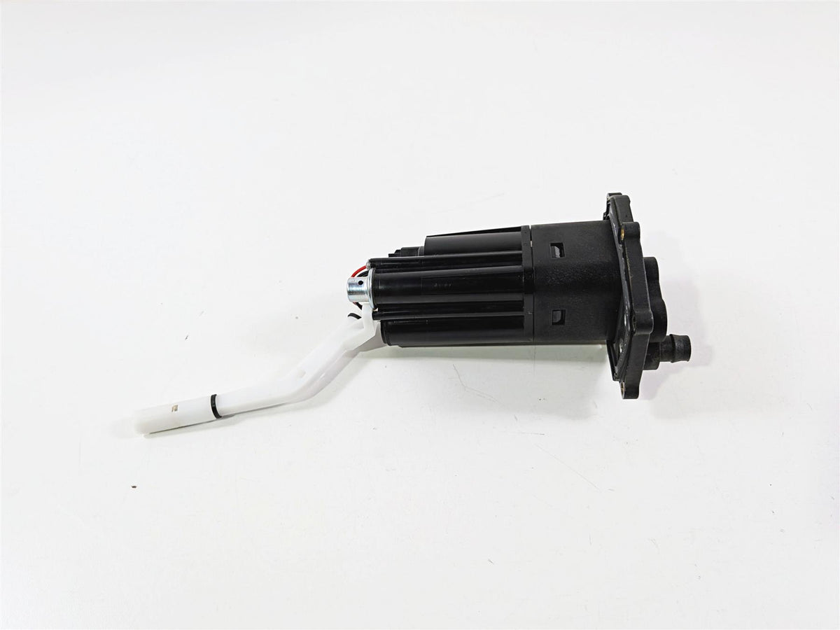2016 Ducati Hypermotard 939 SP Fuel Gas Petrol Pump - Tested 16024281A-Mototech271
