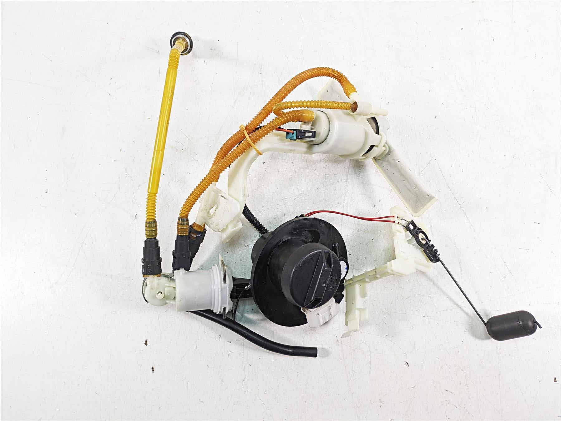 2020 Harley Touring FLHX Street Glide Fuel Gas Petrol Pump 62908-08 75069-08D {{ shop.shopifyCountryName }} - Mototech271