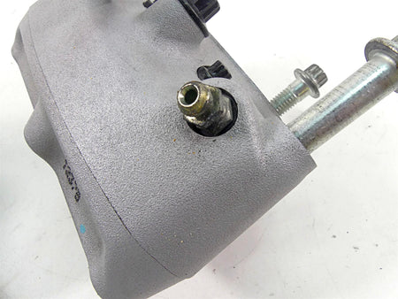 2007 Harley Touring FLHRSE CVO Road King Front Brake Caliper Set 44382-99C {{ shop.shopifyCountryName }} - Mototech271