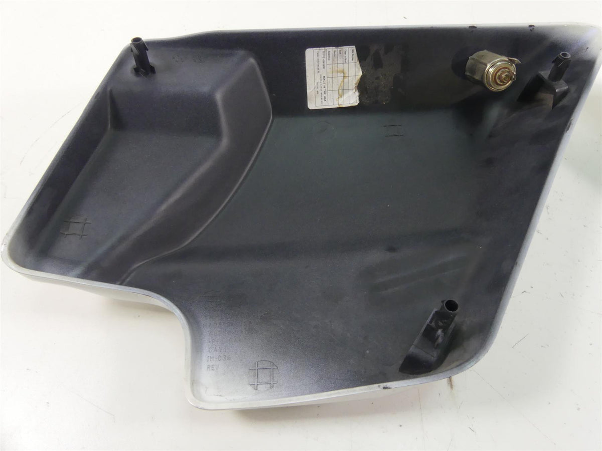 2010 Harley Touring FLHRC Road King Side Cover White Ice Pearl 66250-09 {{ shop.shopifyCountryName }} - Mototech271