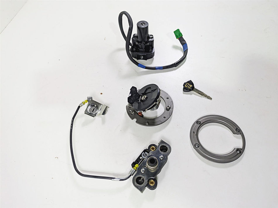 2023 Suzuki GSX1300 RR Hayabusa Ignition Switch Key Lock Set 37104-10820 {{ shop.shopifyCountryName }} - Mototech271
