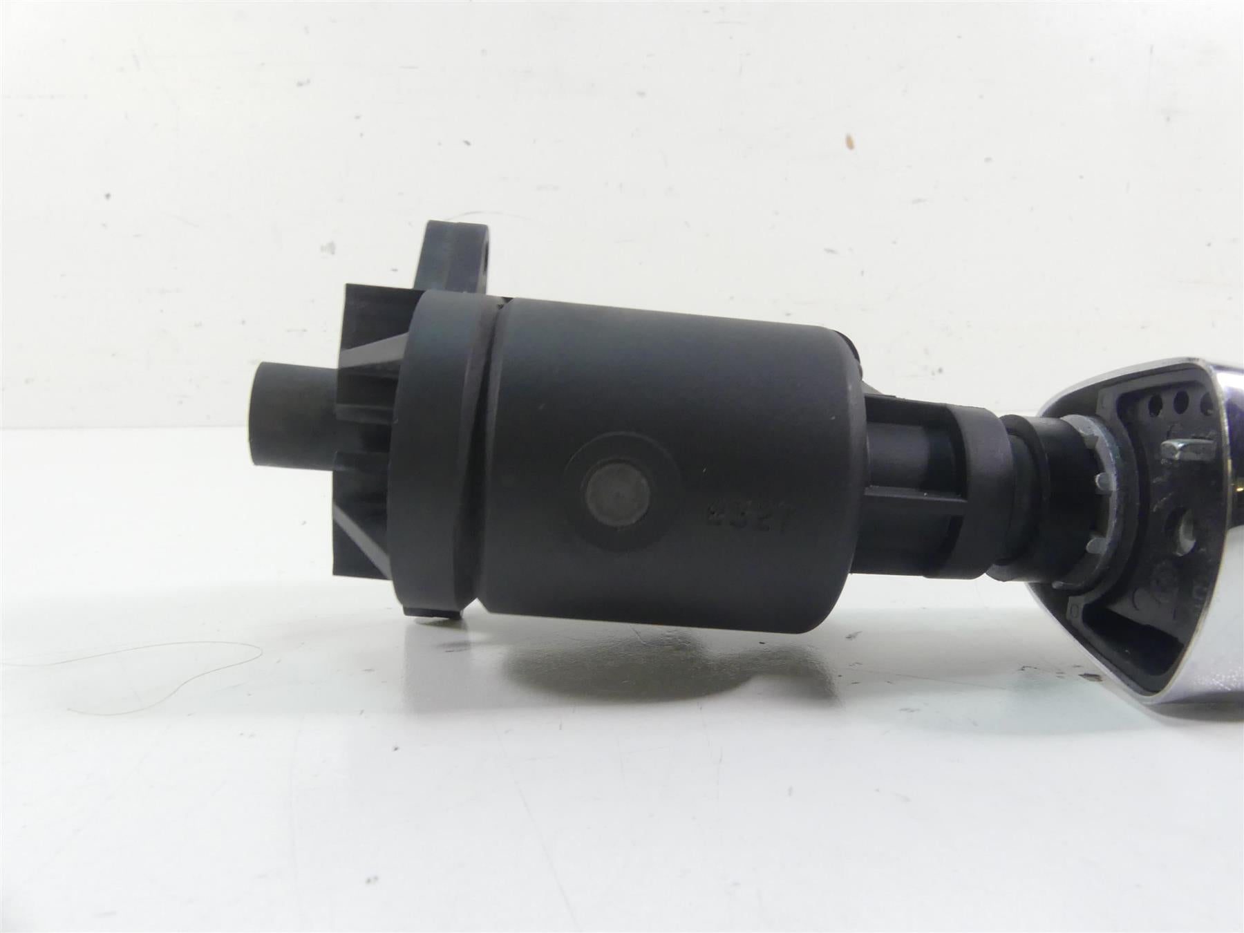 2009 Harley FLHTCU SE4 CVO E-Glide Ignition Switch - No Key - VIN 71572-06 {{ shop.shopifyCountryName }} - Mototech271