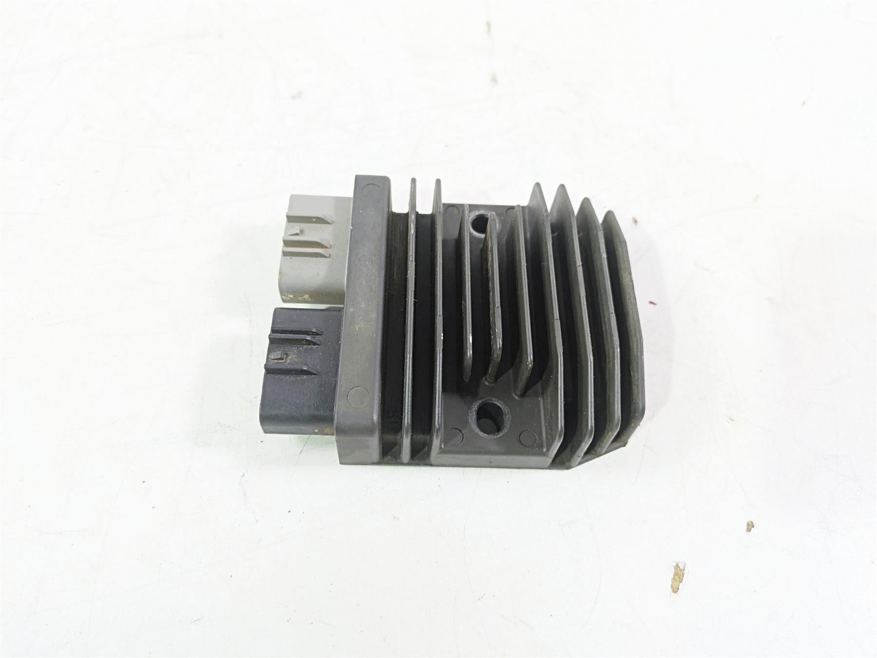 2021 Kawasaki Teryx KRX KRF 1000 Rectifier Voltage Regulator FH027BA 21066-0771 {{ shop.shopifyCountryName }} - Mototech271