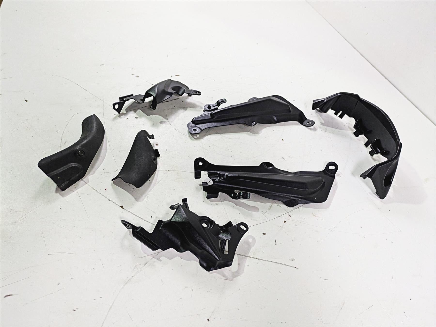 2019 Triumph Speed Triple RS 1050 Chassis Frame Infill Covers Set T2100398 {{ shop.shopifyCountryName }} - Mototech271
