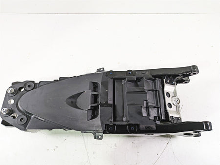 2016 Suzuki GSXR1000 Straight Subframe Inner Fender Set 41211-47H00 41221-47H00 {{ shop.shopifyCountryName }} - Mototech271