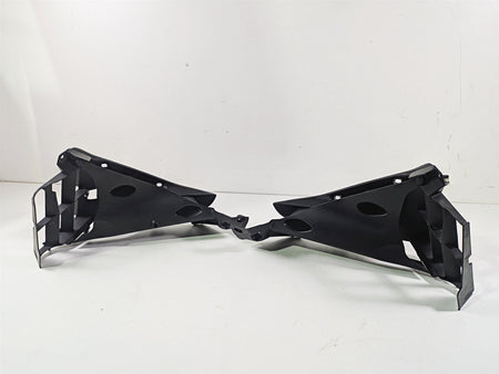 2016 BMW R1200RT K52 Radiator Fairing Cover Scoop Set 46637728668 {{ shop.shopifyCountryName }} - Mototech271