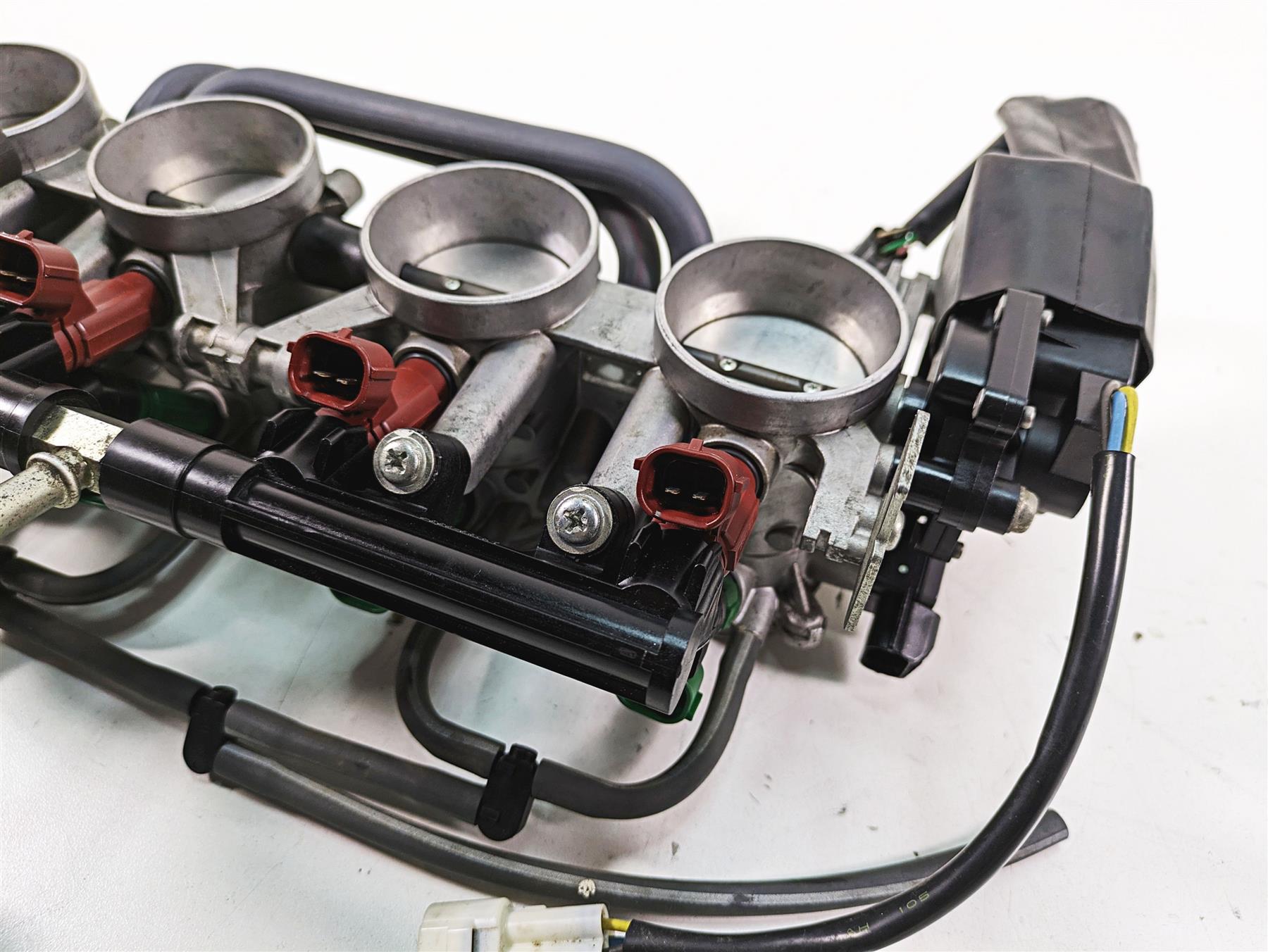 2009 Suzuki GSXR750 K9 Mikuni Throttle Body Bodies 13406-38H00 13406-38H01 {{ shop.shopifyCountryName }} - Mototech271
