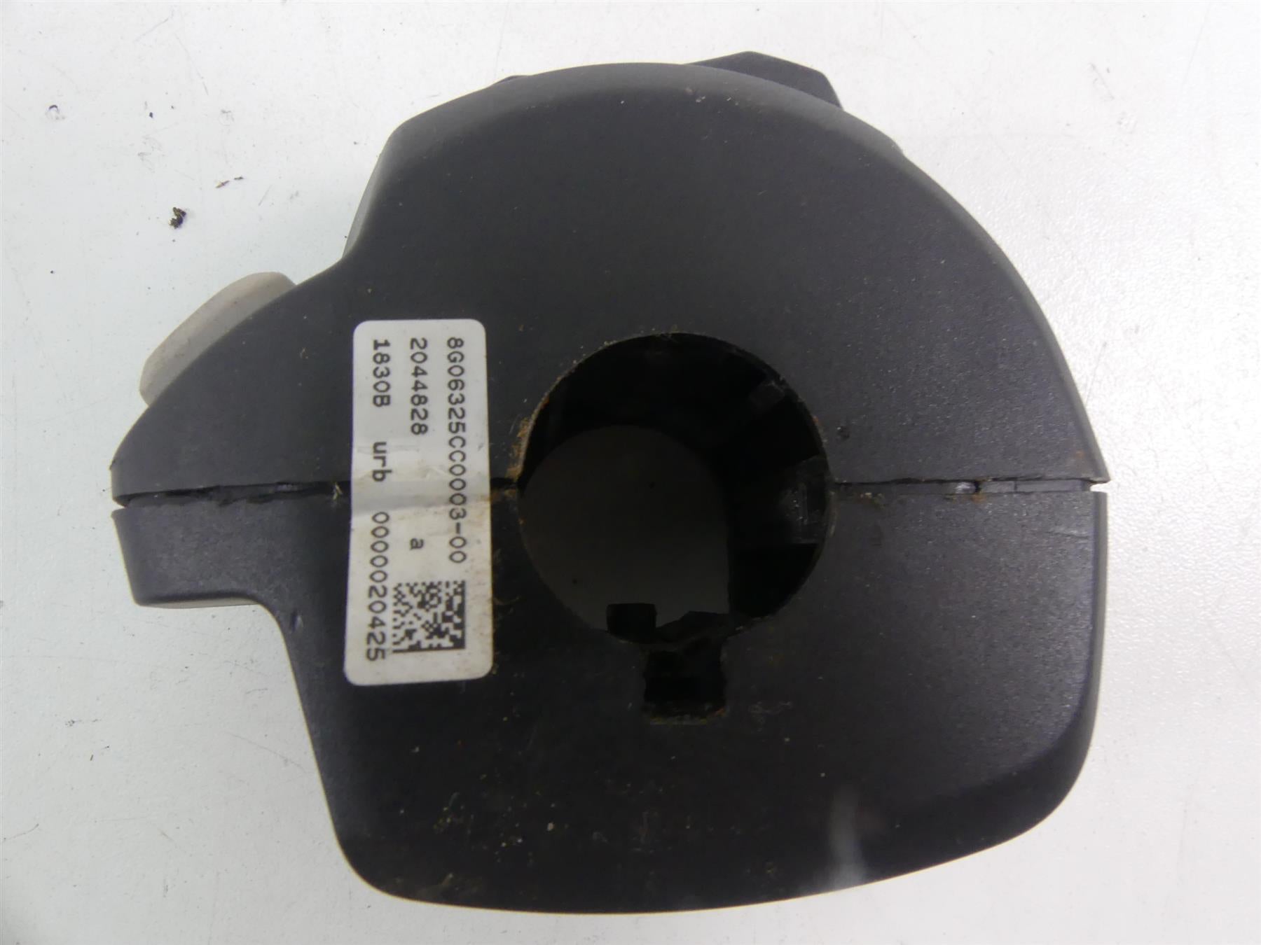 2019 Triumph Street Triple 765R Right Hand Start Kill Control Switch T2044828 {{ shop.shopifyCountryName }} - Mototech271