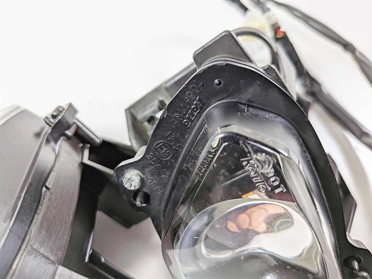 2024 Yamaha YZF R1 RN65 Headlight Head Lamp Lens & Module Set B3L-84300-00-00 {{ shop.shopifyCountryName }} - Mototech271