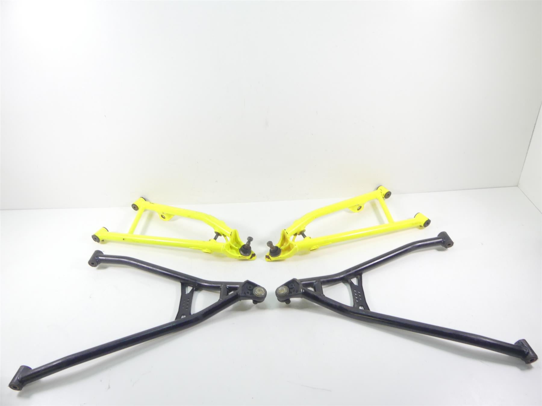 2018 Can Am Maverick X3 XMR Turbo R Front Upper Lower 64
