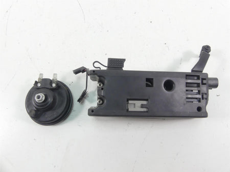 2021 Harley Softail FLSB Sport Glide Horn & Wiring Box 69201654 {{ shop.shopifyCountryName }} - Mototech271